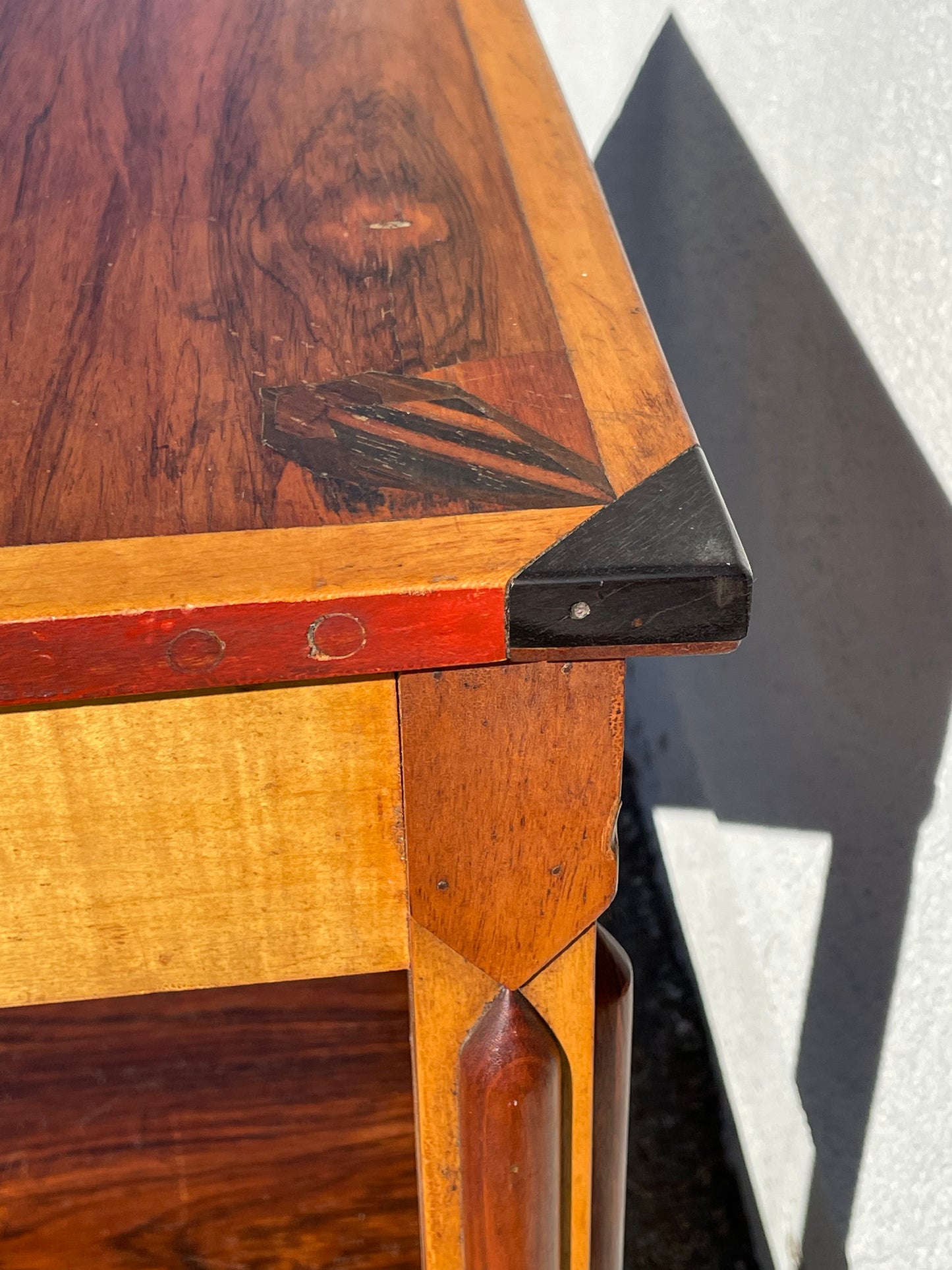 Mixed Wood Deco Folk table.