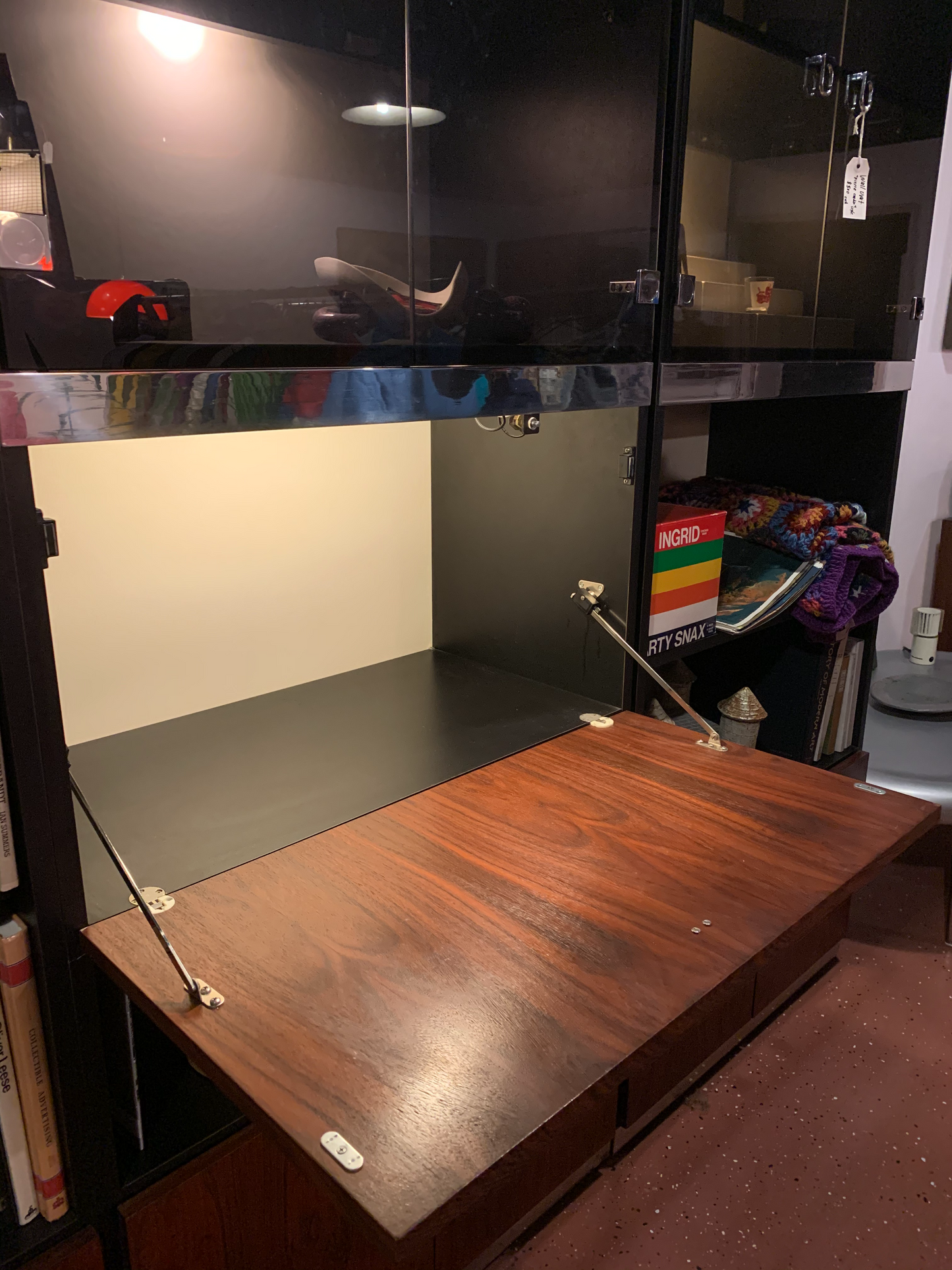 Wall unit w/rosewood and smoke acrylic